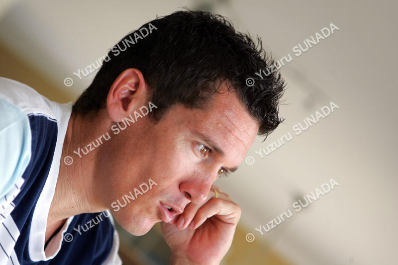 Interview003p.jpg
